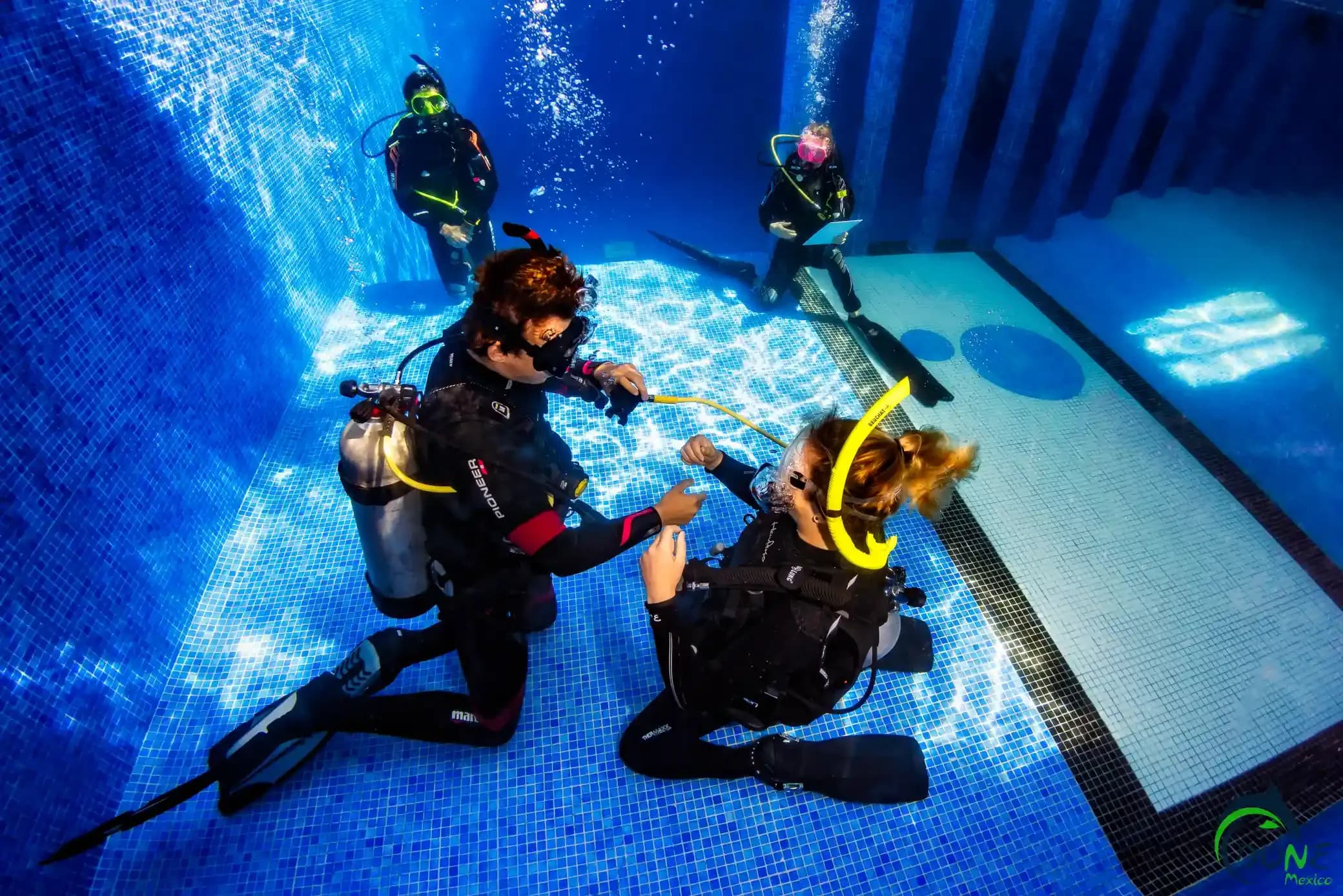 Cursos PADI en  Mexico - © DUNE Mexico